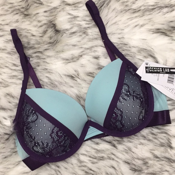 *NWT LORD & TAYLOR Lace Ultra Push Up Bra - Picture 1 of 5